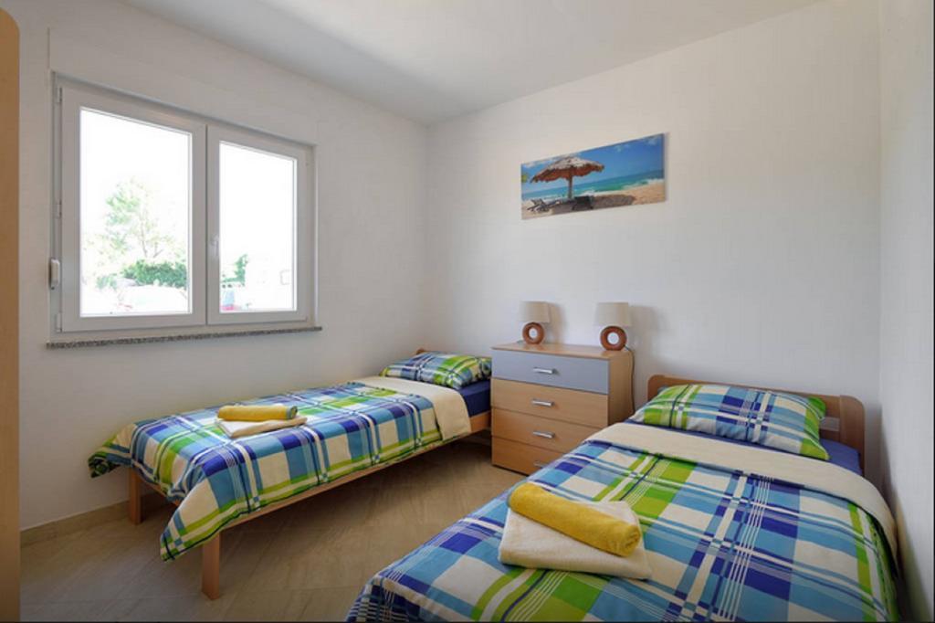 Apartment Una Pula Exteriör bild