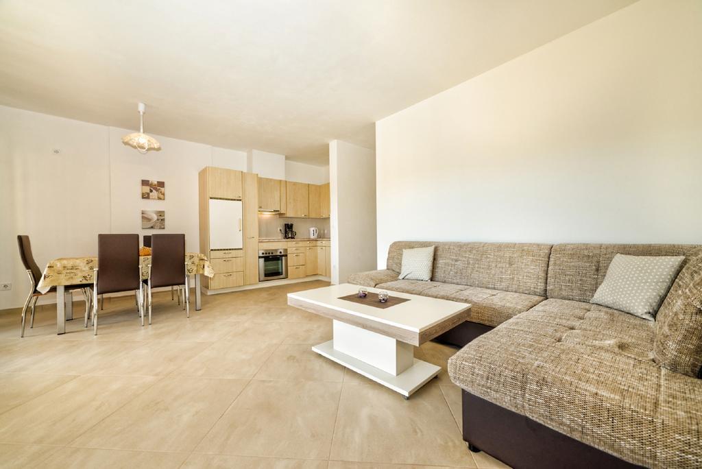 Apartment Una Pula Exteriör bild