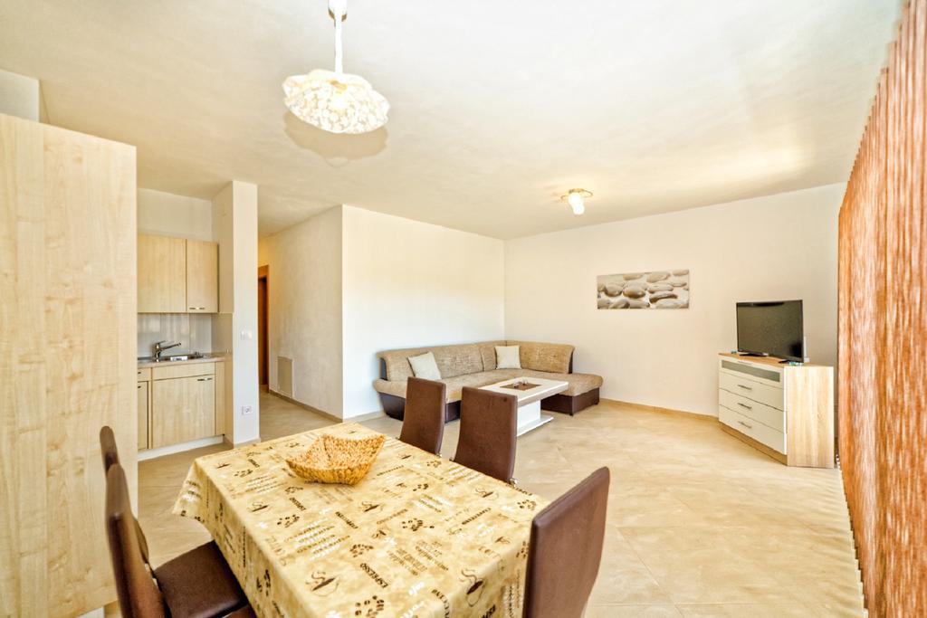 Apartment Una Pula Exteriör bild